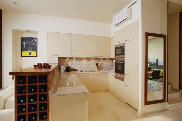 378133_293730453992220_1104654091_n